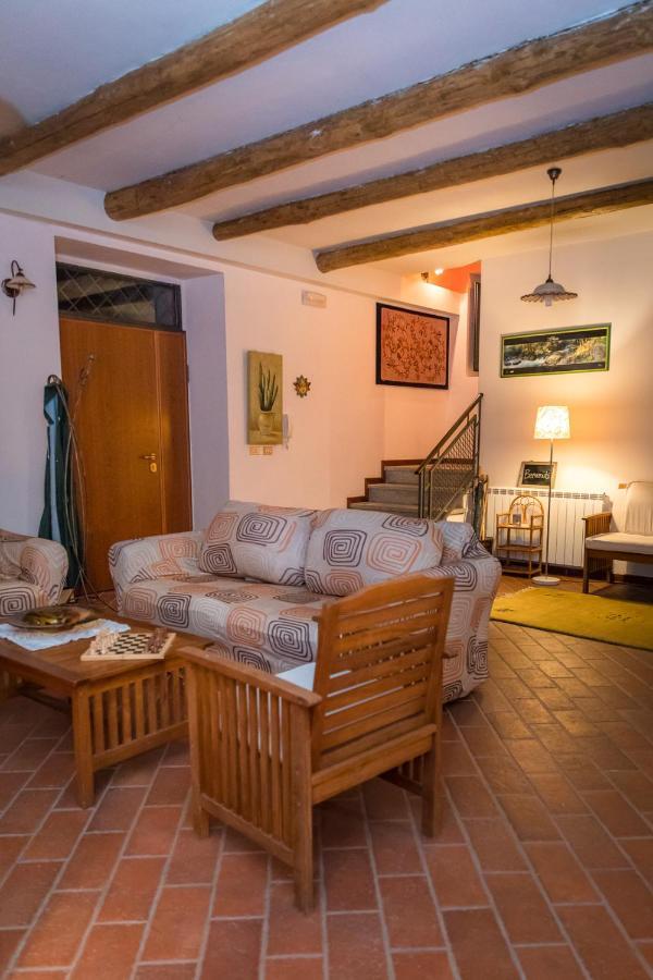 Casa Alegria Bed & Breakfast โมราโนคาลาโบร ภายนอก รูปภาพ